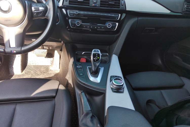 Used BMW 3 Series GT 2018 320i M Sport Edition