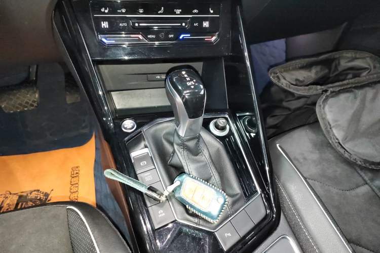 Used Volkswagen Tayron 2020 330TSI Two-Wheel Drive Luxury Connected Pro Edition