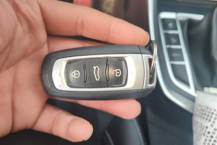 Used Geely Auto Vision X3 2020 1.5L CVT Luxury Model