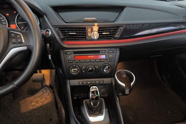 Used BMW X1 2015 sDrive18i Fashion Upgrade Edition