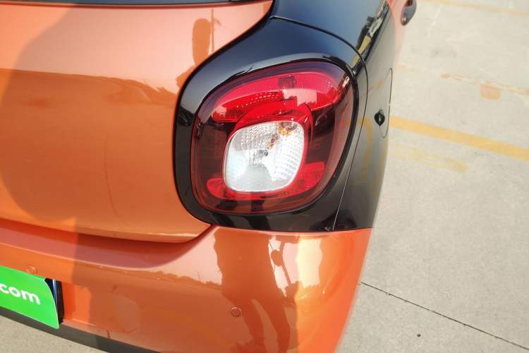 Used  forfour 2016 1.0L 52 kW Dynamic Edition
