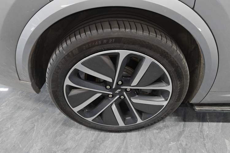 Used Li Auto L9 2024 PRO Model
