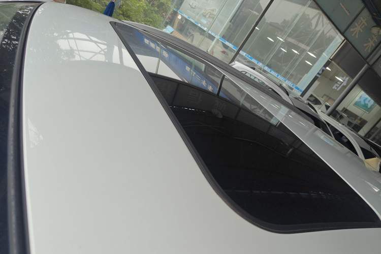 Used Chery Tiggo 3 2015 1.6L CVT ZhiShang Commemorative Edition
