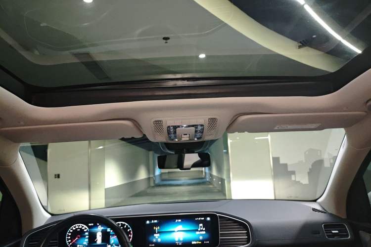 Used Mercedes-Benz GLE 2022 GLE 350 4MATIC Stylish Model
