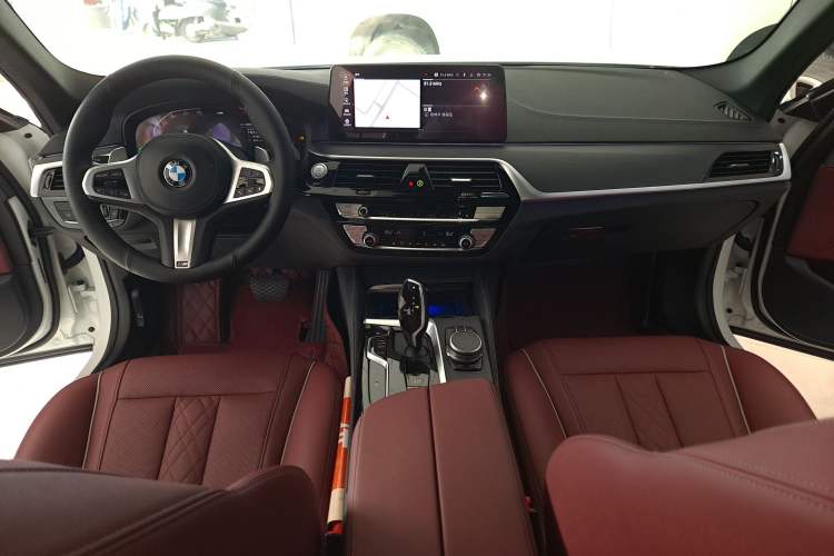 Used BMW 5 Series 2022 Restyled 530Li Leading Edition M Sport Package