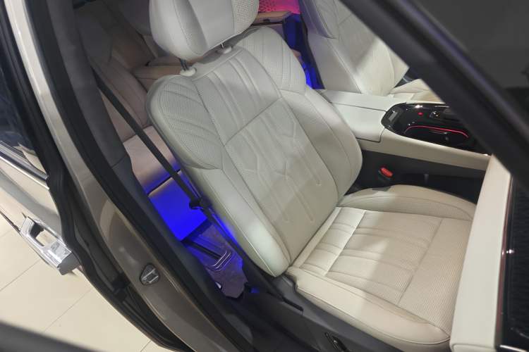 Used Zeekr 009 2022 WE Edition
