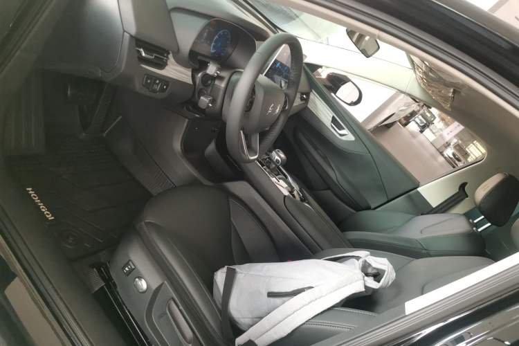 Used Hongqi E-QM5 2023 620km PLUS