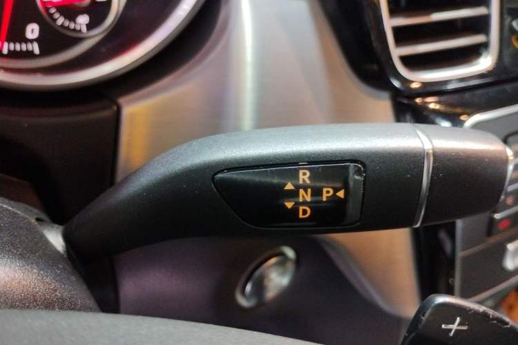 Used Mercedes-Benz GLE Coupe 2015 GLE 320 4MATIC Coupe SUV
