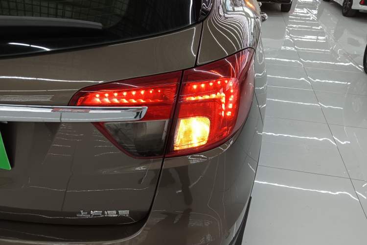 Used Buick Envision 2016 20T Two-Wheel-Drive Elite Model
