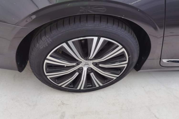 Used Volvo S90 2023 B5 Zhiyuan Luxury Edition
