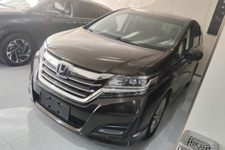 Used Honda Elysion 2016 2.4L Classic Edition

