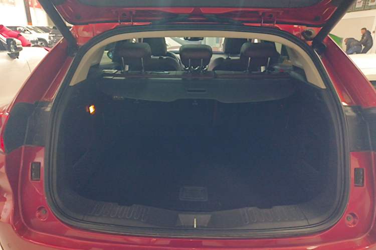 Used Wey VV5 2017 2.0T Ultra-Luxury Version
