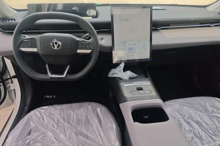 Used Changan Eado PHEV 2025 Smart New Blue Whale 145KM Battleship Edition
