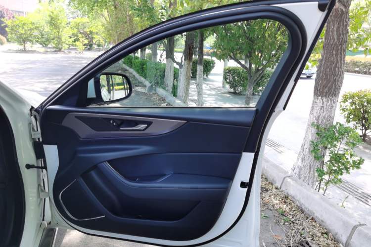 Used Jaguar XEL 2020 2.0T 200PS R-DYNAMIC Youth Sports Edition
