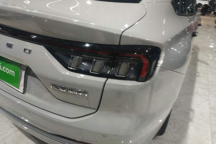 Used Ford Mondeo 2023 EcoBoost 180 Luxury Model
