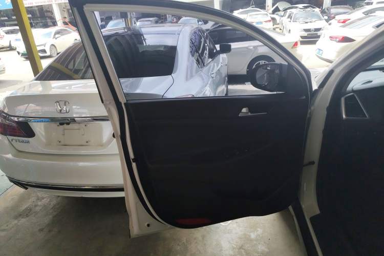 Used Hyundai Tucson 2015 1.6T Dual-Clutch Two-Wheel-Drive Smart Model
