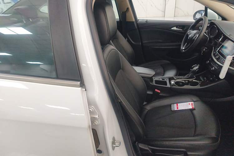 Used Buick Verano 2018 Sedan 20T Dual-Clutch Leading Model
