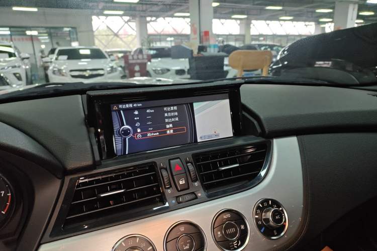 Used BMW Z4 2013 sDrive20i Leading Model
