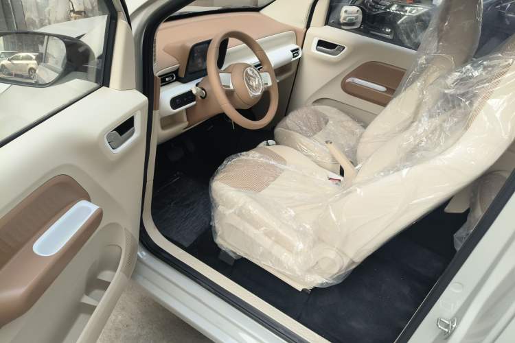 Used Wuling Hongguang MINIEV 2024 3rd Generation 215km Youth Edition