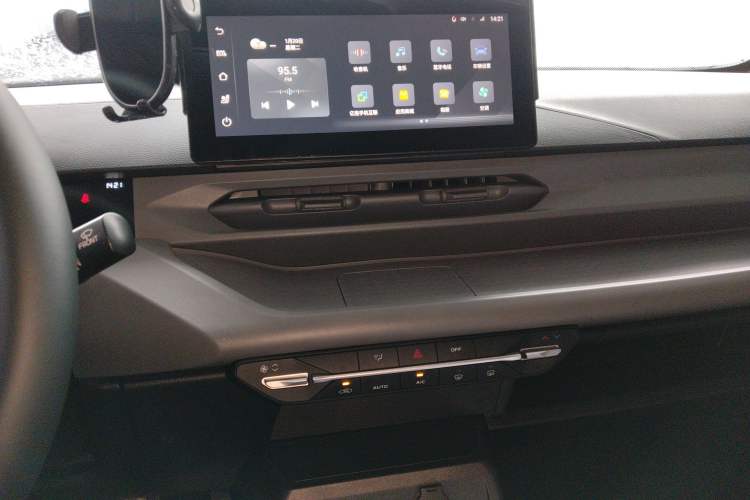 Used  60 2024 60 Pro
