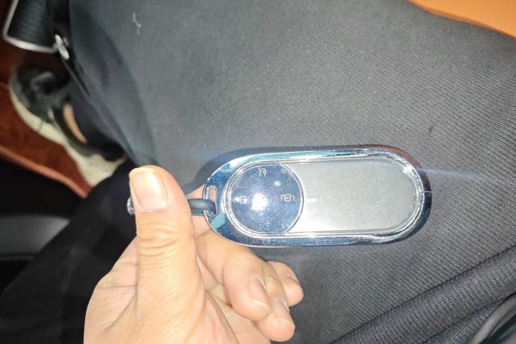 Used Hima AITO M9 2025 Extended-Range Max Version 52 kWh 6-Seater Edition