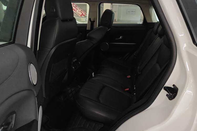 Used Land Rover Range Rover Evoque 2016 2.0T SE Smart Glow Edition
