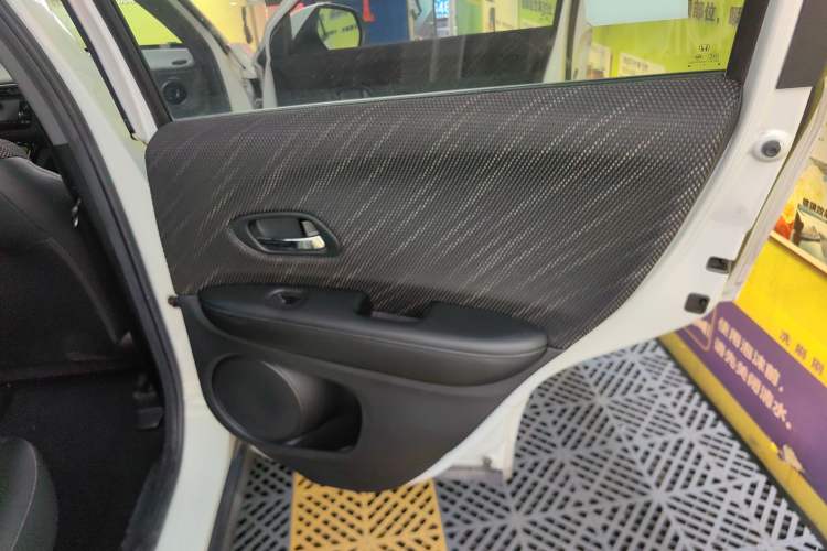 Used Honda XR-V 2017 1.5L LXi CVT Classic Edition
