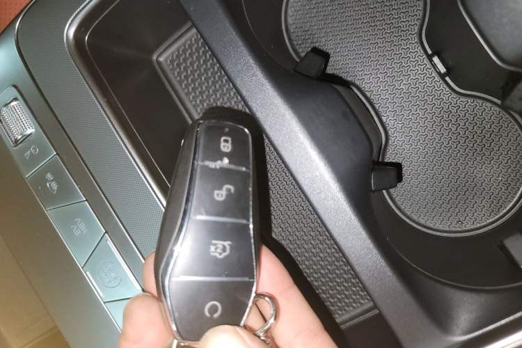 Used BYD Tang L 2025 DM 215KM LiDAR Flagship Model
