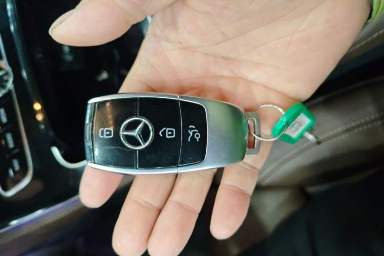 Used Mercedes-Benz E-Class 2016 E 200 L Sport Edition