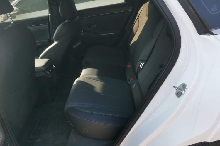 Used BYD Qin L 2024 DM-i 120KM Leading Model
