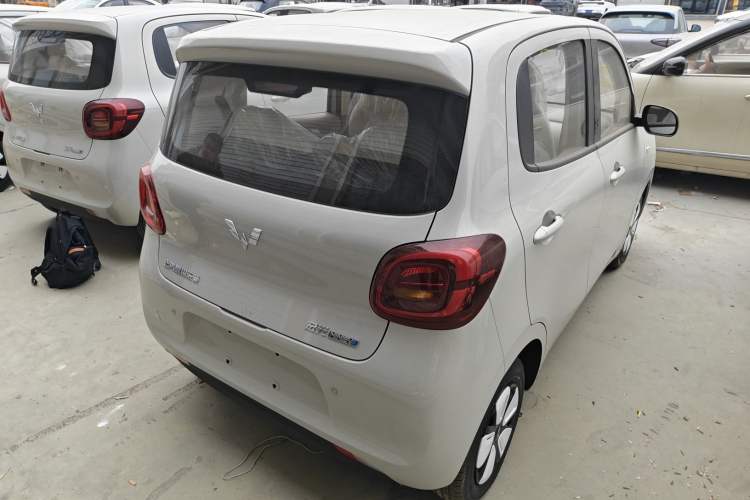 Used Wuling Hongguang MINIEV 2025 Four-Door Version Advanced Edition
