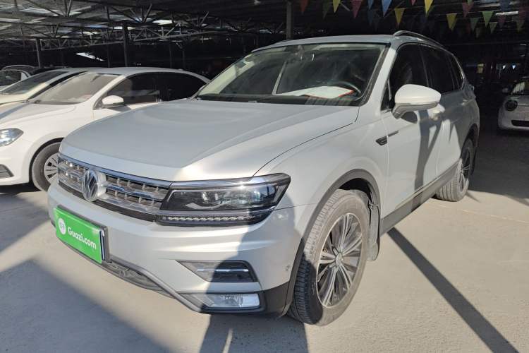 Used Volkswagen Tiguan L 2017 330TSI Automatic Two-Wheel Drive Flagship Edition