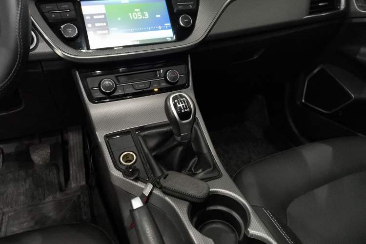 Used Geely Auto Emgrand GS 2016 Elegant Edition 1.8L Manual LingShang Model
