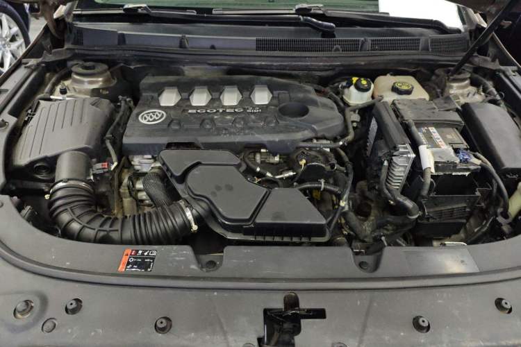 Used Buick LaCrosse 2013 2.4L SIDI Leading Comfort Version
