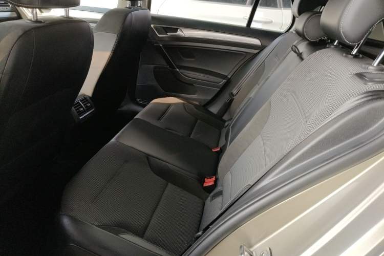 Used Volkswagen Golf 2018 230TSI Automatic Comfort Model