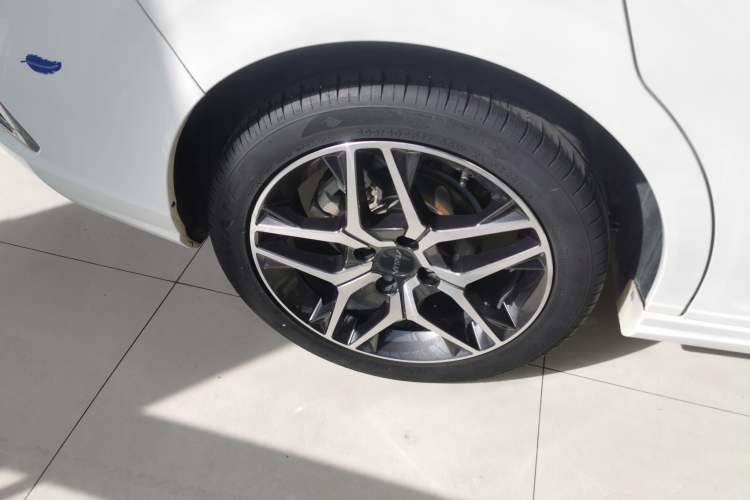 Used Dongfeng Aeolus Yixuan 2021 230T Automatic Chasing Shadow Edition