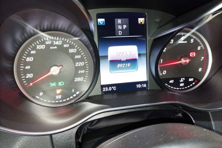 Used Mercedes-Benz C-Class 2017 Facelift C 200 Coupe
