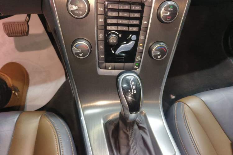 Used Volvo XC60 2014 T6 Zhiyi Edition
