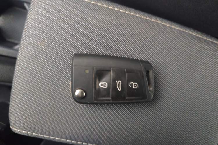 Used Volkswagen Lavida 2023 New Rui 1.5L Automatic New Yi Edition