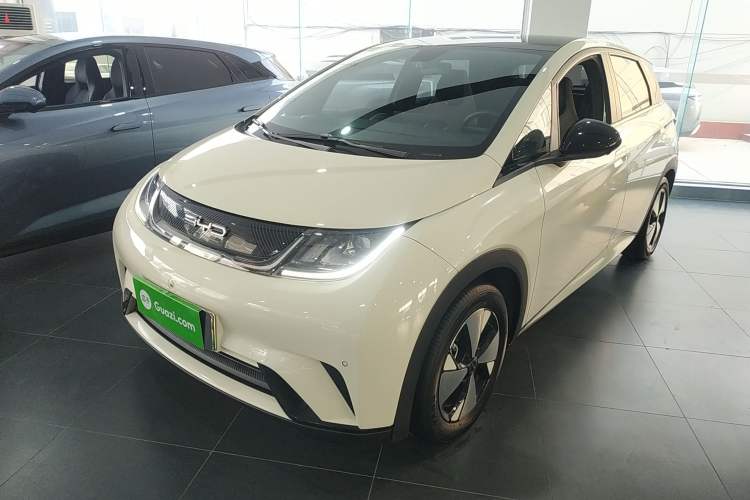 Used BYD Dolphin 2023 420 km Fashion Edition
