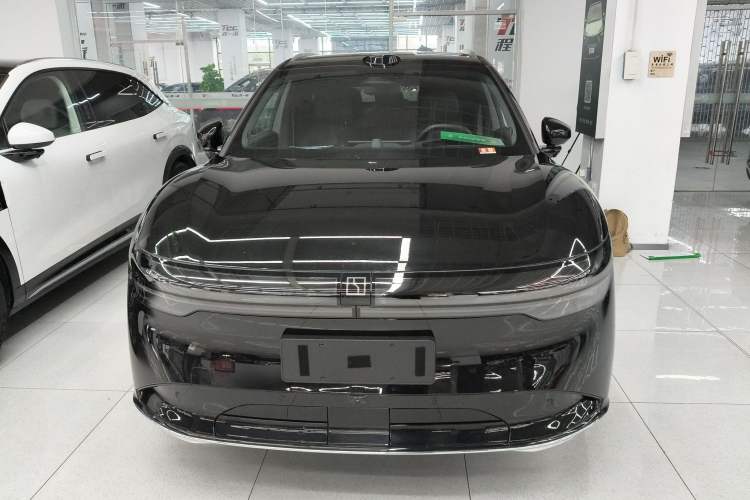 Used Zeekr 7X 2025 100 kWh Long-Range Rear-Wheel Drive with Intelligent Driving Features
