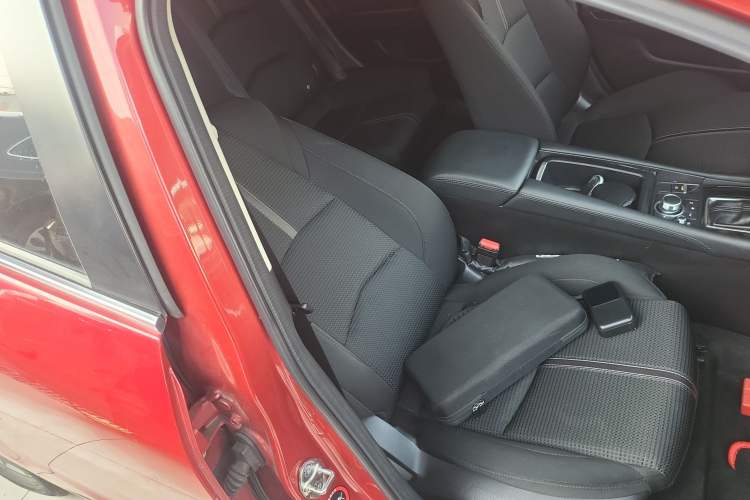 Used Mazda Mazda 3 Axela 2017 Sedan 1.5L Automatic Luxury Model Emission Standard China V