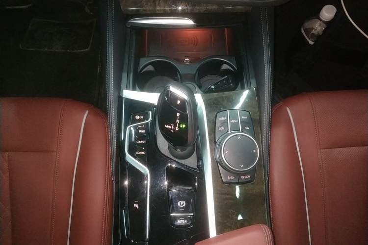 Used BMW 5 Series 2022 Restyled 525Li M Sport Package
