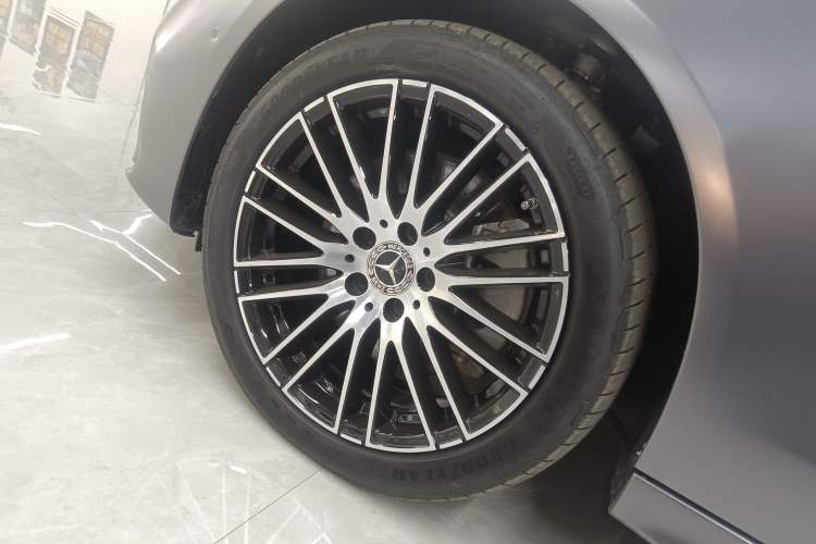 Used Mercedes-Benz C-Class 2023 Second Facelift C 260 L Sport Edition
