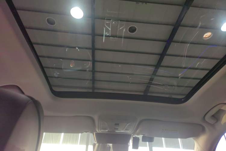 Used Hongqi HS5 2022 Restyled 2.0T Smart Connect Flagship All-Wheel-Drive Version
