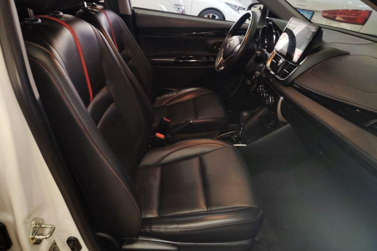 Used Toyota YARiS L 2021 X-Trail 1.5L CVT Luxury Edition