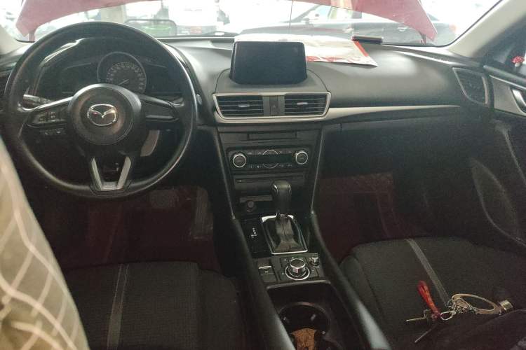 Used Mazda Mazda 3 Axela 2017 Sedan 1.5L Automatic Luxury Model Emission Standard China V