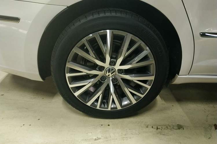 Used Volkswagen FAW-Volkswagen CC 2015 2.0 TSI Ultimate Model
