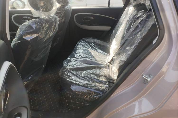 Used  3 2025 330km Freedom Edition
