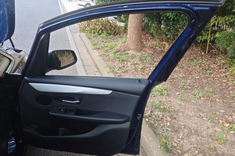 Used BMW 2 Series Gran Tourer 2018 220i Leading Model
